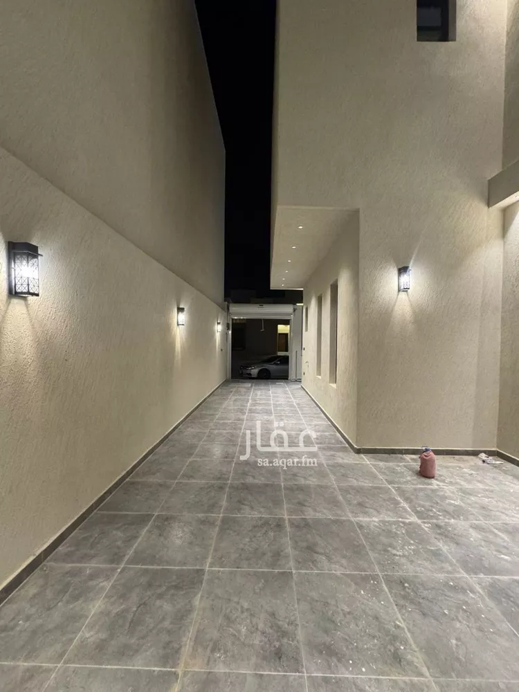 فيلا للبيع في شارع زين الدين النابلسي, حي المهدية, مدينة الرياض, منطقة الرياض صورة 3