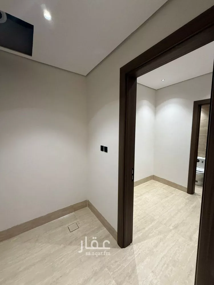 فيلا للبيع في شارع أبي عروة, حي المهدية, مدينة الرياض, منطقة الرياض صورة 4