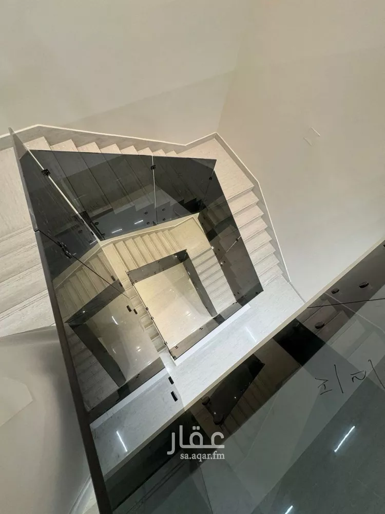 فيلا للبيع في شارع زين الدين النابلسي, حي المهدية, مدينة الرياض, منطقة الرياض 13