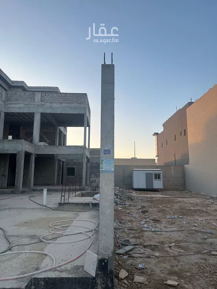 فيلا للبيع في شارع ابن عمر الدقاق, حي المهدية, مدينة الرياض, منطقة الرياض 17