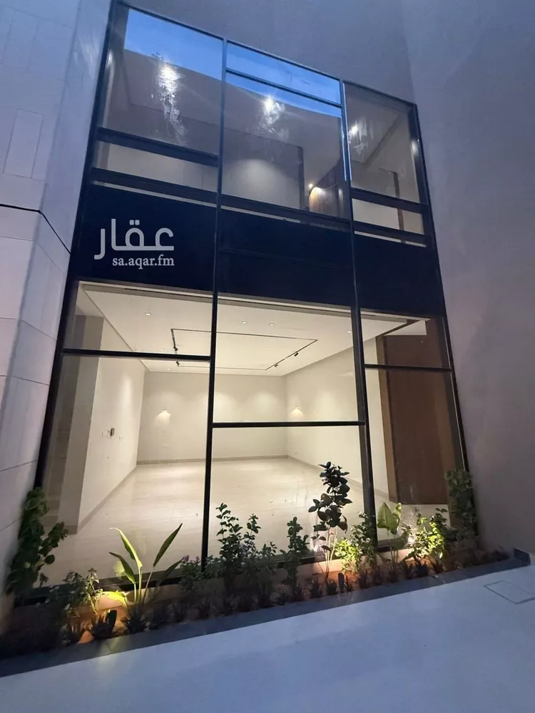 فيلا للبيع في شارع أبي الفتوح الطوسي, حي المهدية, مدينة الرياض, منطقة الرياض صورة 2