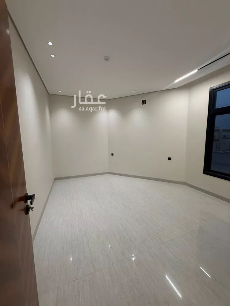 شقة للبيع في شارع يحيي بن خالد البرمكي, حي المهدية, مدينة الرياض, منطقة الرياض 15