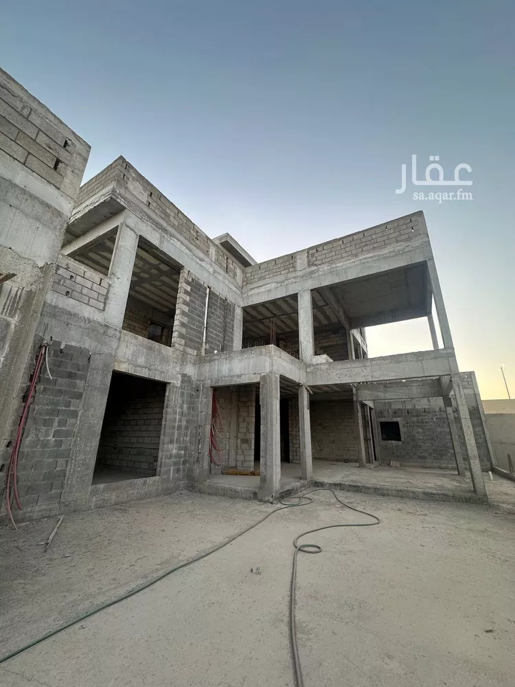 فيلا للبيع في شارع ابن عمر الدقاق, حي المهدية, مدينة الرياض, منطقة الرياض 19