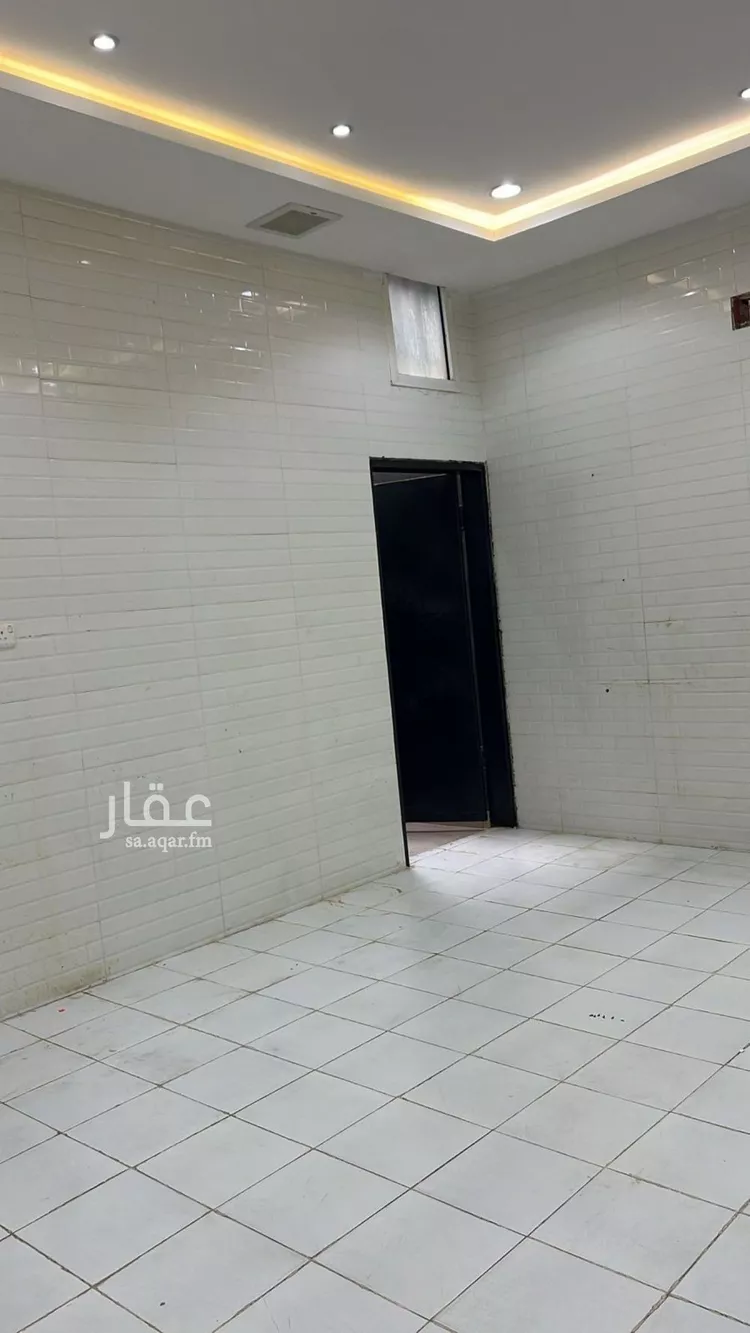 فيلا للإيجار في شارع محمد بن المعلي, حي الرمال, مدينة الرياض, منطقة الرياض صورة 3