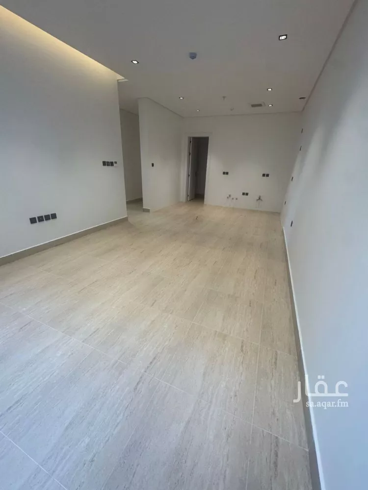 شقة للإيجار في شارع الامير مقرن بن عبدالعزيز, حي مغرزات, مدينة الرياض, منطقة الرياض