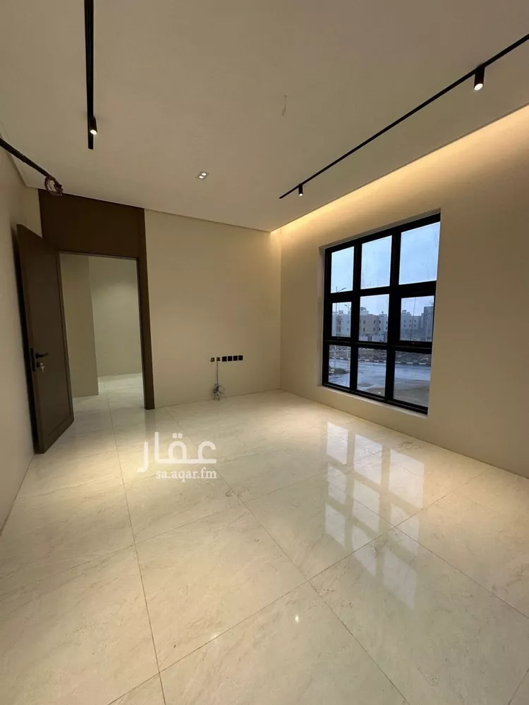 فيلا للبيع في شارع الراجحي, حي الظرفة, مدينة خميس مشيط, منطقة عسير صورة 3