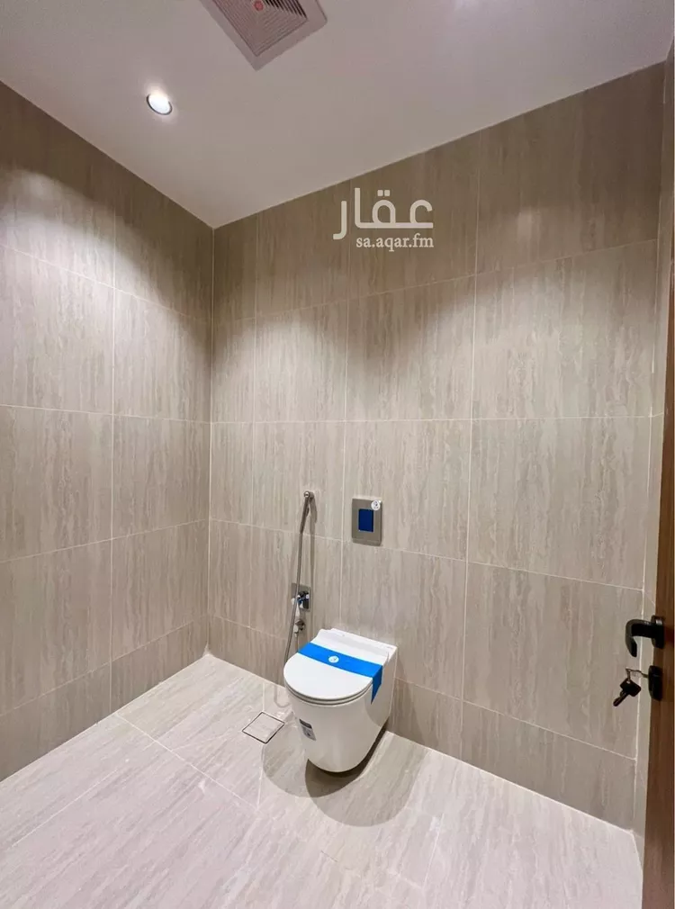 شقة للبيع في شارع وادي الزرقاء, حي الروضة, مدينة أبها, منطقة عسير صورة 4