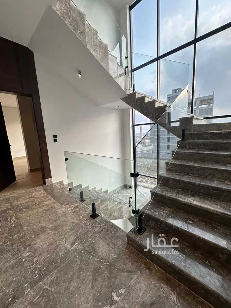 شقة للبيع في شارع ركانة بن عبدالعزيز, حي الربوة, مدينة أبها, منطقة عسير صورة 2