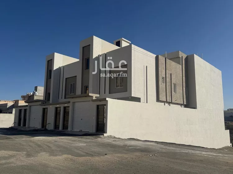 فيلا للبيع في شارع الرصيفة, حي الزهور, مدينة أبها, منطقة عسير