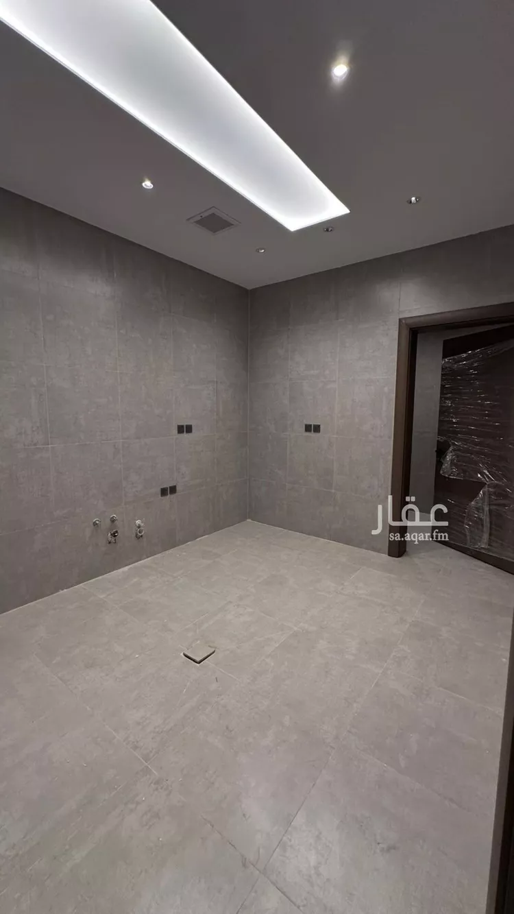 شقة للبيع في شارع الملك فهد, حي الصفاء, مدينة أبها, منطقة عسير صورة 3