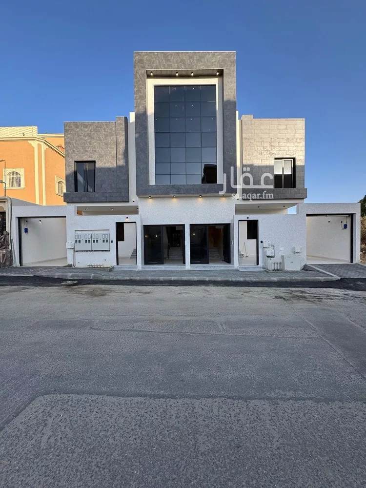 شقة للبيع في شارع الحسن الهمذاني, حي الحضارى, مدينة خميس مشيط, منطقة عسير