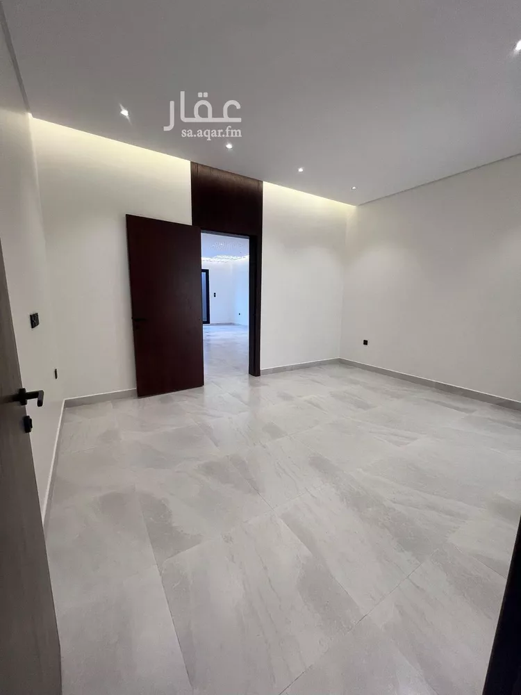 فيلا للبيع في شارع غانم المخزومي, حي عتود الشمالي, مدينة خميس مشيط, منطقة عسير صورة 2