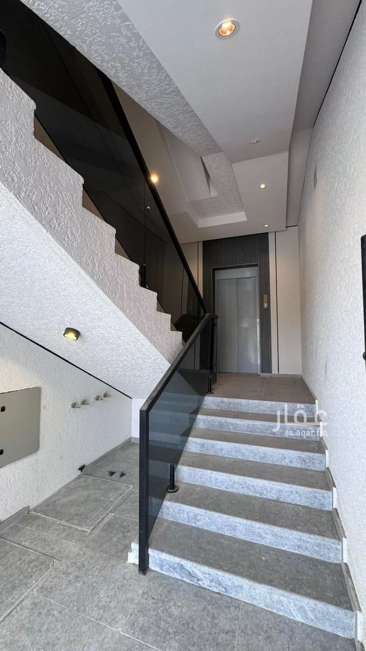 شقة للبيع في شارع شارع قلعه صلاح الدين, حي البديع, مدينة أبها, منطقة عسير صورة 2