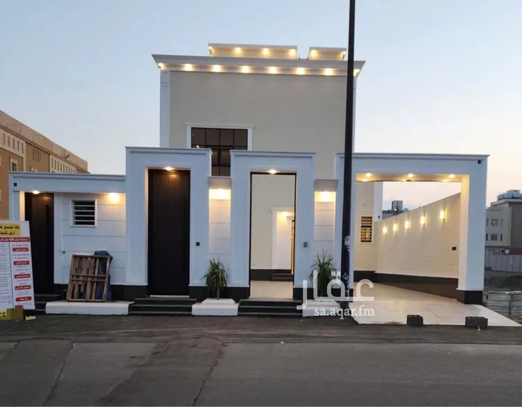 فيلا للبيع في شارع دبيل, حي الغدير, مدينة أبها, منطقة عسير صورة 3