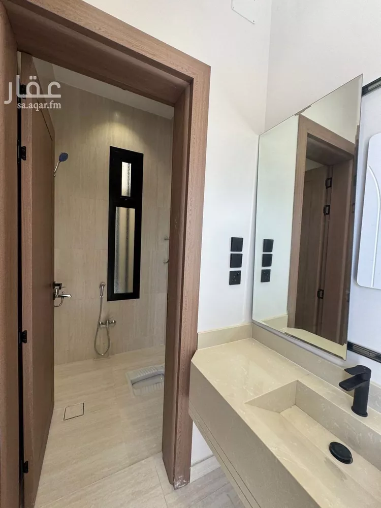 فيلا للبيع في شارع عمرو ابن مطرف ابن علقمة, حي ذلالة, مدينة خميس مشيط, منطقة عسير 9