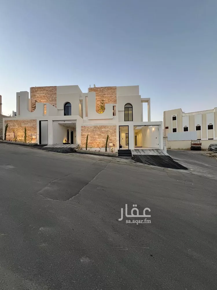 فيلا للبيع في شارع غانم المخزومي, حي عتود الشمالي, مدينة خميس مشيط, منطقة عسير