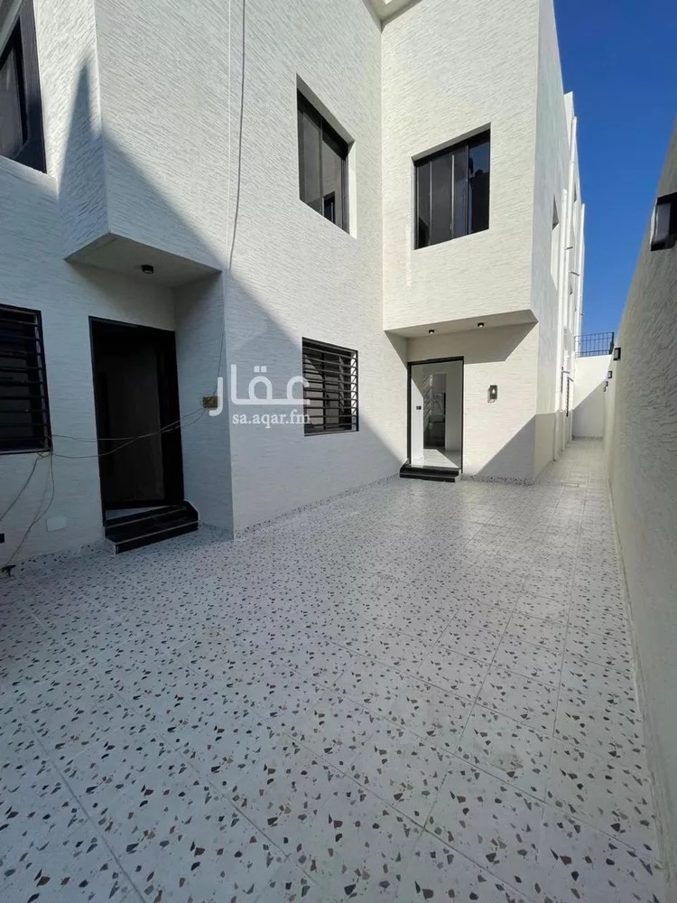 فيلا للبيع في حي الشرقية, مدينة أبها, منطقة عسير صورة 3