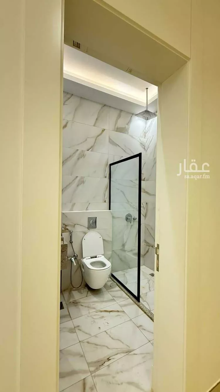فيلا للبيع في شارع الإعتماد, حي الملقا, مدينة الرياض, منطقة الرياض صورة 2