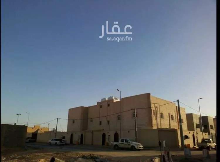 عمارة للبيع في شارع 2040556, حي الورود, مدينة المذنب, منطقة القصيم صورة 2