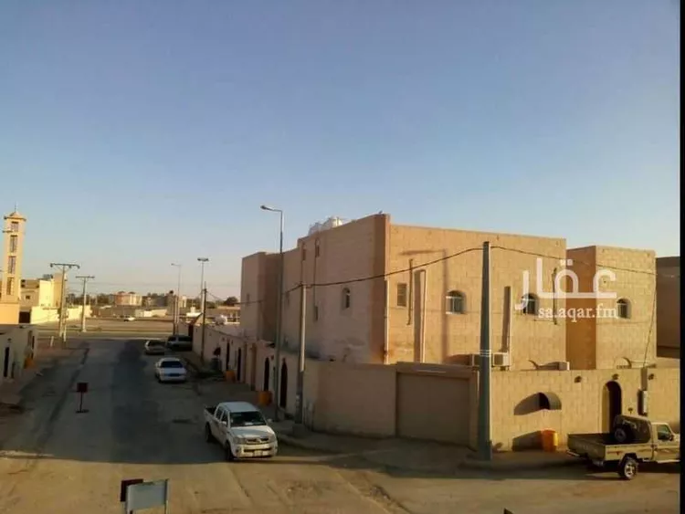 عمارة للبيع في شارع 2040556, حي الورود, مدينة المذنب, منطقة القصيم صورة 3