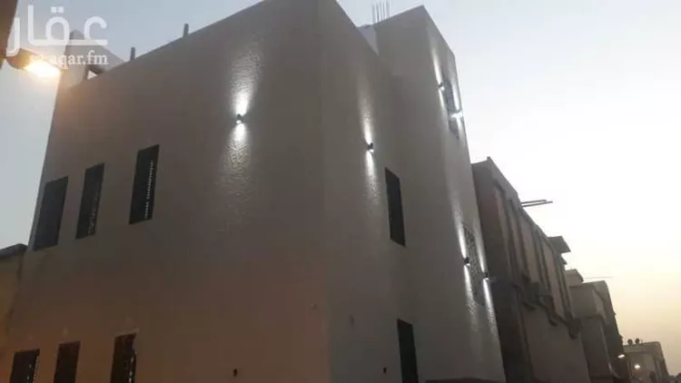 عمارة للبيع في شارع تمرة, حي الصالحية, مدينة الرياض, منطقة الرياض صورة 2