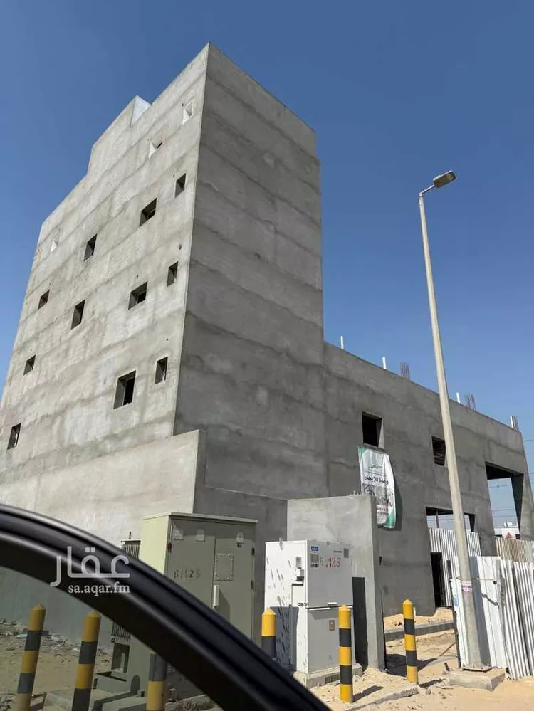 عمارة للإيجار في شارع غرب النابية 3, حي غرب النابية, مدينة القطيف, المنطقة الشرقية صورة 3