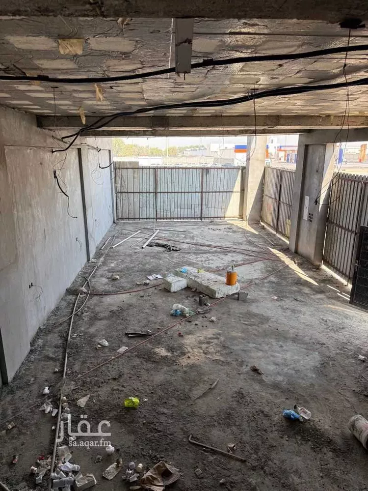 عمارة للإيجار في شارع غرب النابية 3, حي غرب النابية, مدينة القطيف, المنطقة الشرقية صورة 4