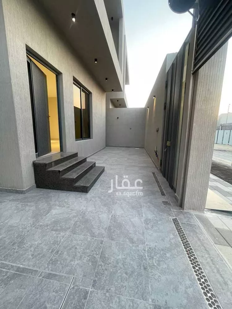 فيلا للبيع في شارع المهند, حي الشعلة, مدينة الدمام, المنطقة الشرقية صورة 4