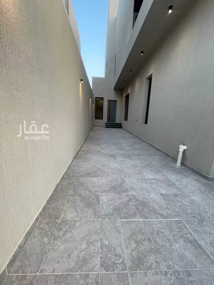 فيلا للبيع في شارع المهند, حي الشعلة, مدينة الدمام, المنطقة الشرقية