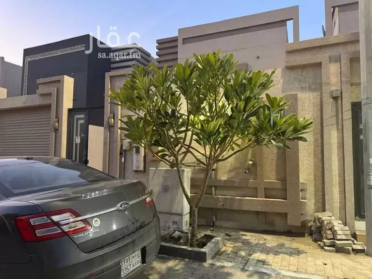 فيلا للبيع في شارع الاحرار, حي الشعلة, مدينة الدمام, المنطقة الشرقية