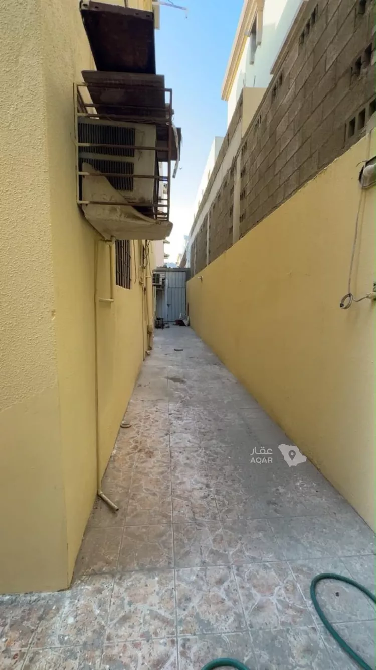 عمارة للبيع في شارع 20د, حي الفيصلية, مدينة الدمام, المنطقة الشرقية 4