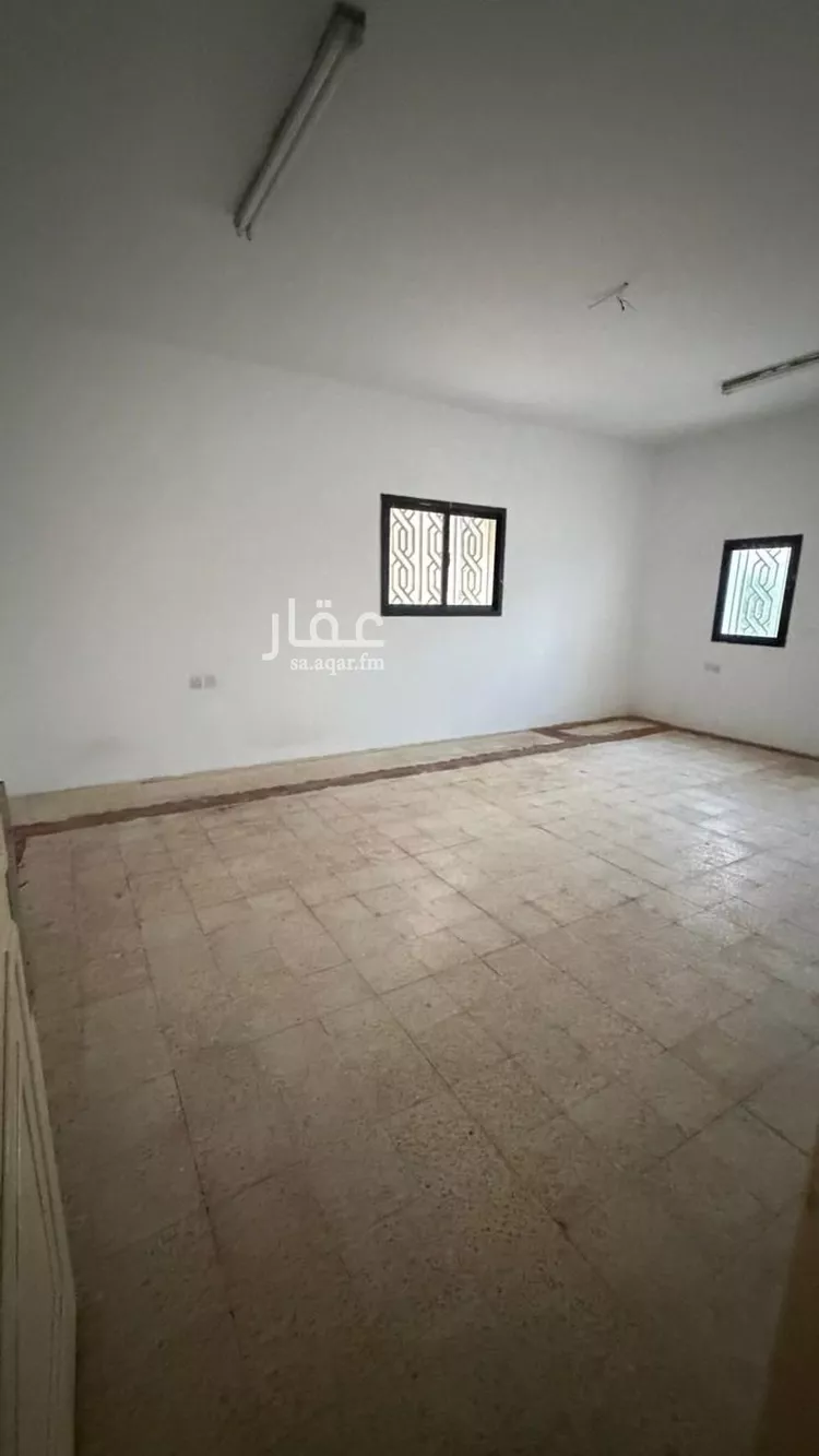 شقة للإيجار في شارع الأمير مساعد بن عبدالرحمن بن فيصل, حي العريجاء الأوسط, مدينة الرياض, منطقة الرياض 13