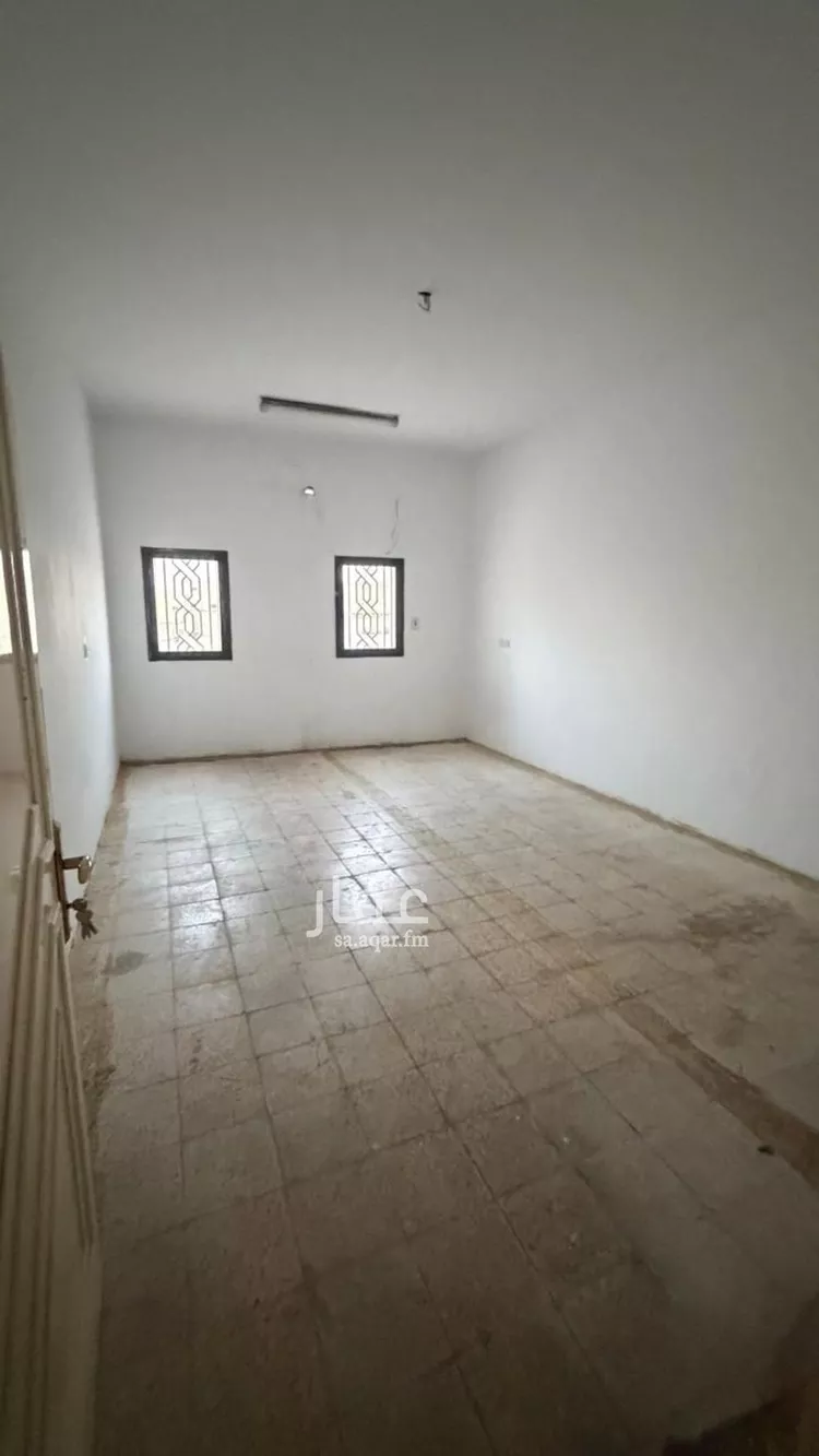 شقة للإيجار في شارع الأمير مساعد بن عبدالرحمن بن فيصل, حي العريجاء الأوسط, مدينة الرياض, منطقة الرياض 6