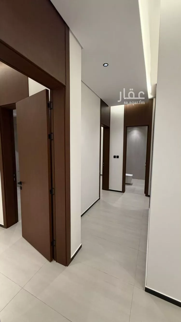 دور للبيع في شارع النسري, حي العريجاء الغربي, مدينة الرياض, منطقة الرياض 12