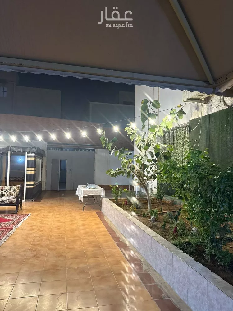 فيلا للبيع في شارع أبي الكرم الحمامي, حي البديعة, مدينة الرياض, منطقة الرياض صورة 2
