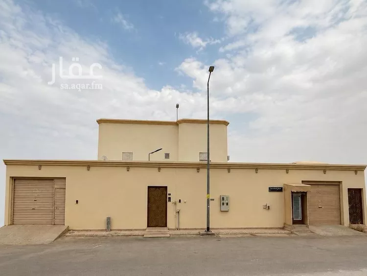 فيلا للبيع في شارع البحيرة, حي العريجاء الأوسط, مدينة الرياض, منطقة الرياض