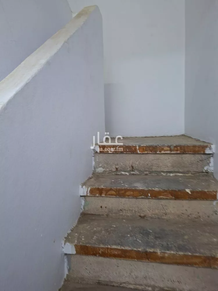 فيلا للبيع في شارع سليمان بن عطية, حي الشفاء, مدينة الرياض, منطقة الرياض صورة 2