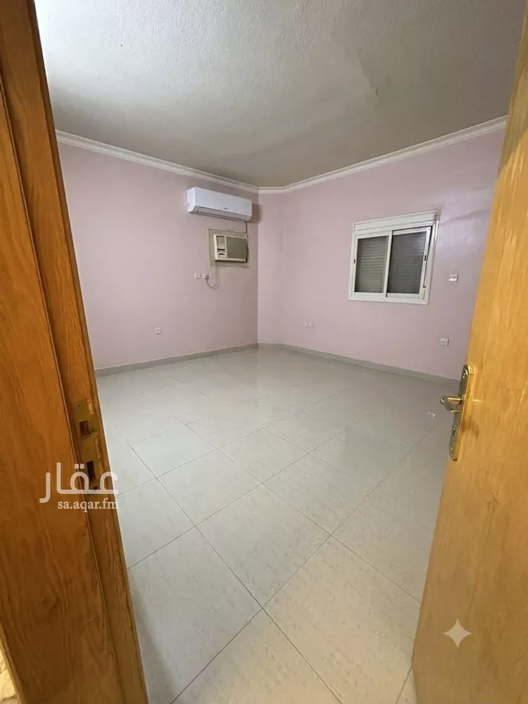 فيلا للبيع في شارع البحيرة, حي العريجاء الأوسط, مدينة الرياض, منطقة الرياض 19