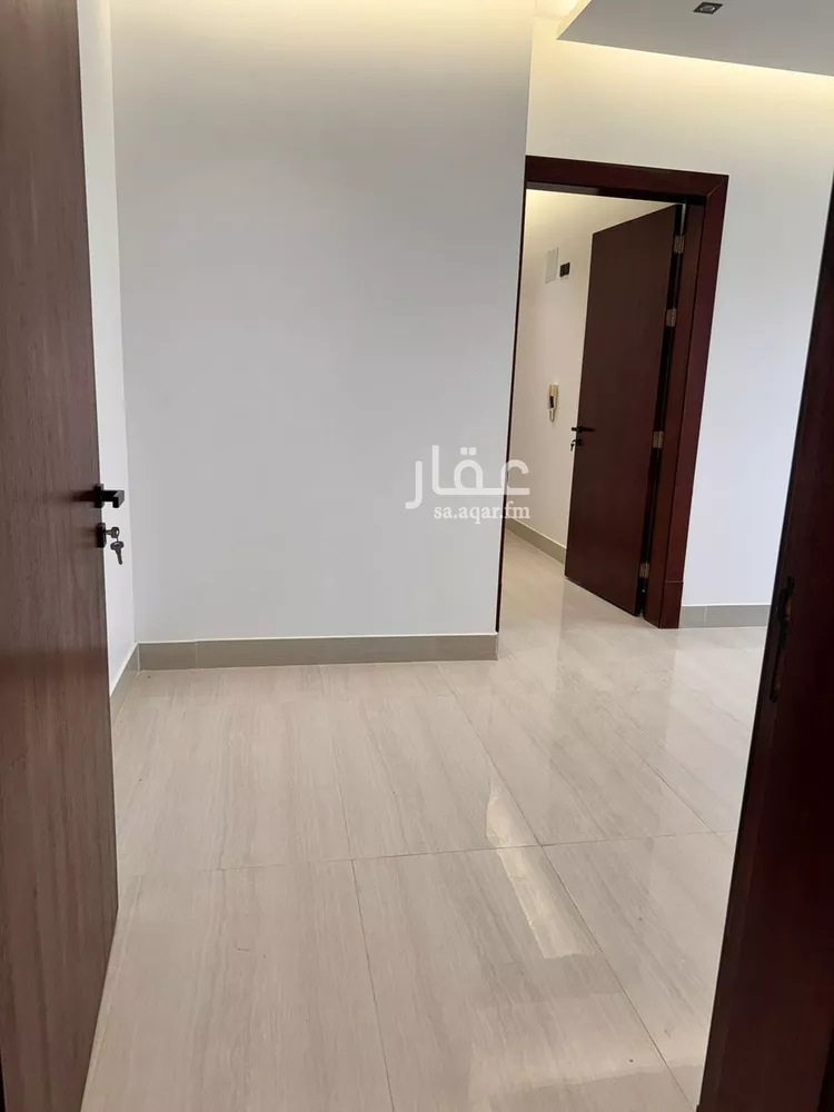 شقة للبيع في شارع عنيزة, حي ظهرة لبن, مدينة الرياض, منطقة الرياض