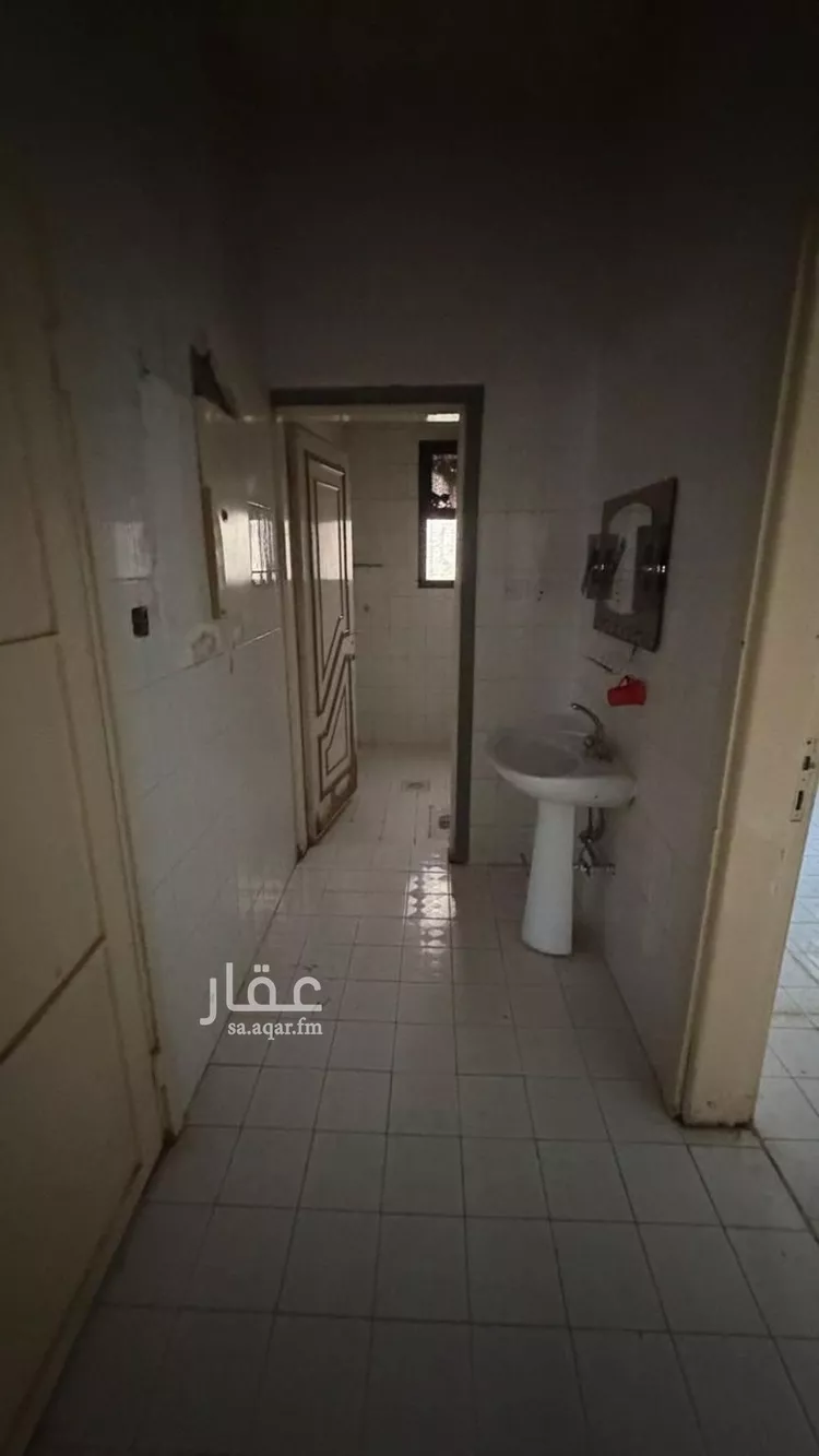 شقة للإيجار في شارع الأمير مساعد بن عبدالرحمن بن فيصل, حي العريجاء الأوسط, مدينة الرياض, منطقة الرياض صورة 4