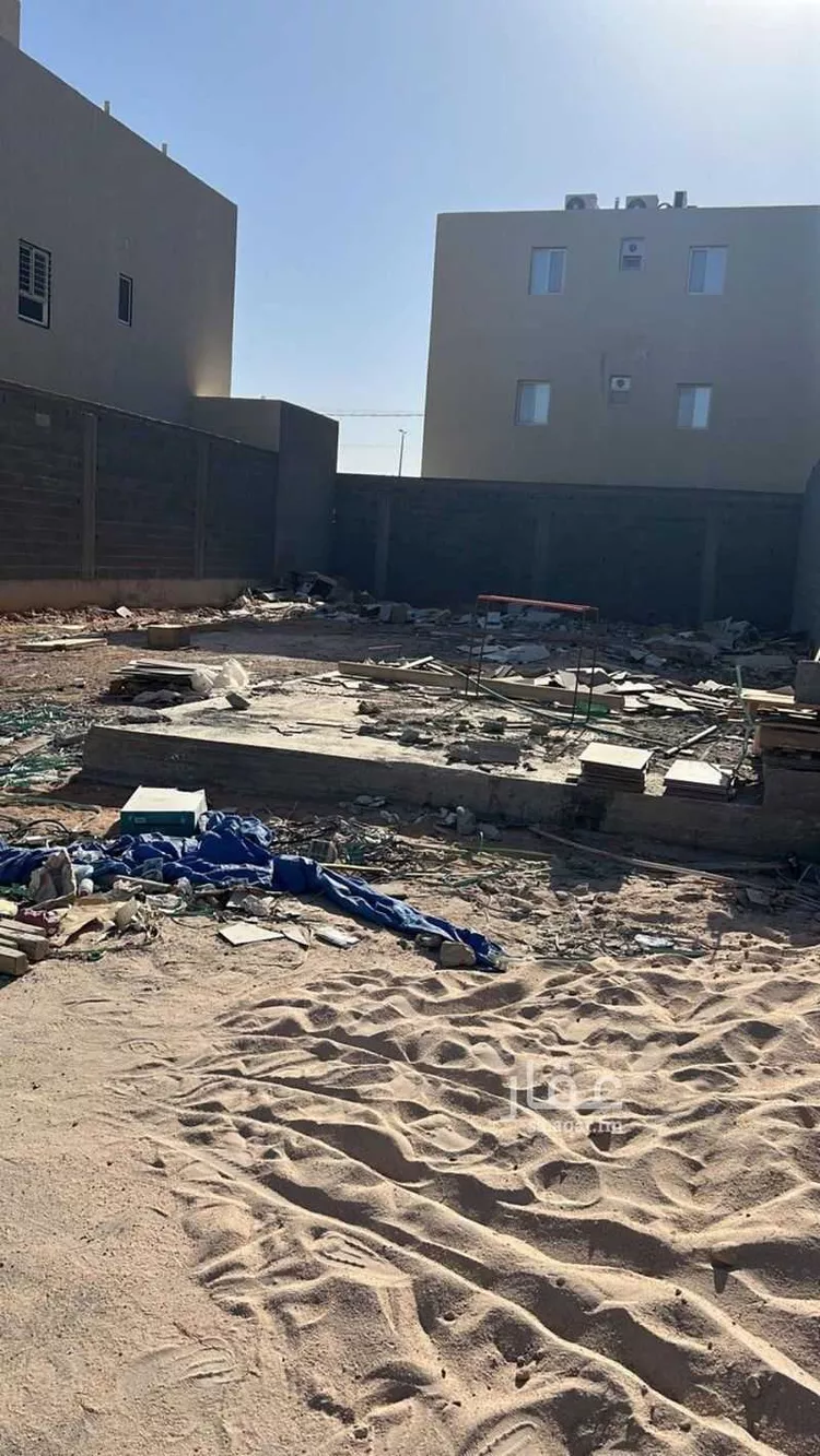 أرض للبيع في شارع طلحه بن عبيد الله ، حي الورود ، الزلفي ، الزلفي