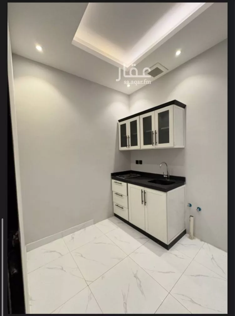 شقة للإيجار في شارع الامير عبدالعزيز بن مساعد بن جلوي, حي العليا, مدينة الرياض, منطقة الرياض صورة 2