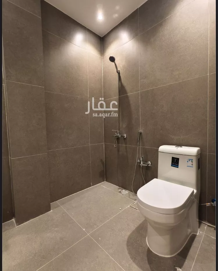 شقة للإيجار في شارع سعود بن عبدالعزيز بن محمد الفرعي, حي المحمدية, مدينة الرياض, منطقة الرياض