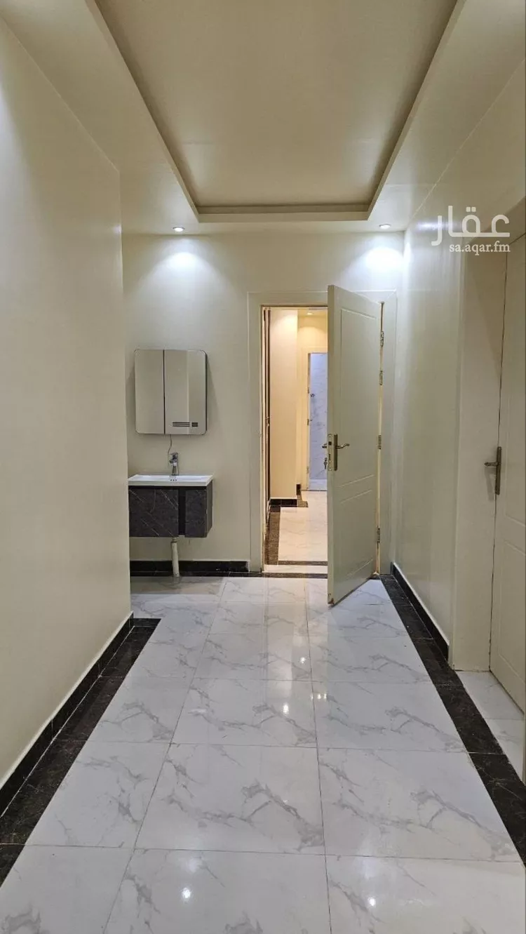 شقة للبيع في شارع المضايا, حي ظهرة لبن, مدينة الرياض, منطقة الرياض