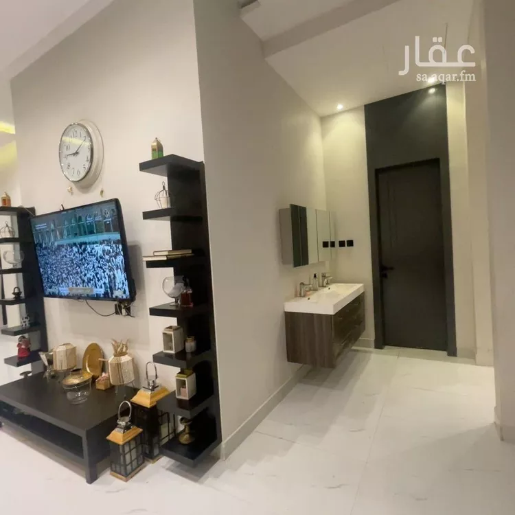 فيلا للبيع في شارع محمد بن عبدالعزيز بن هيزع, حي العارض, مدينة الرياض, منطقة الرياض صورة 3