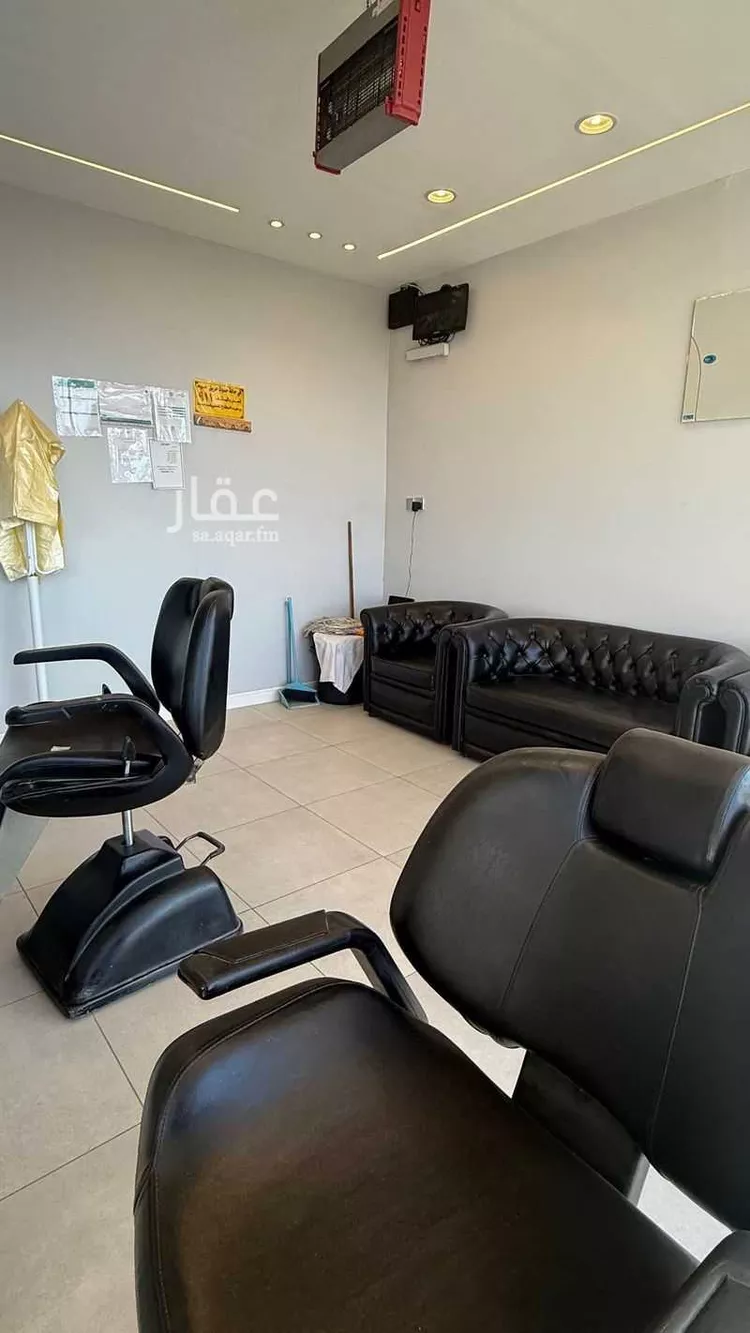 مكتب تجاري للإيجار في شارع الخطيب البغدادى, حي النسيم, مدينة الطائف, منطقة مكة المكرمة صورة 2