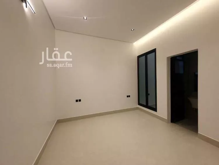 Floor for Sale in Al Muzahimiyah Tuwaiq 6