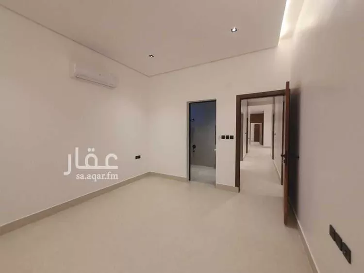 Floor for Sale in Al Muzahimiyah Tuwaiq 21