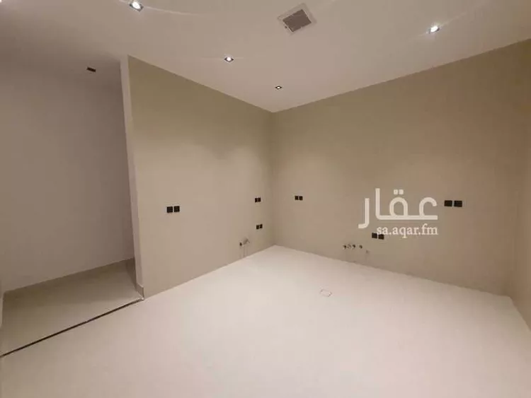 Floor for Sale in Al Muzahimiyah Tuwaiq 11