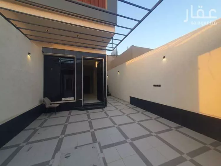 دور للبيع في شارع يزيد بن ابي سفيان, حي نوارة, مدينة المزاحمية, منطقة الرياض 7